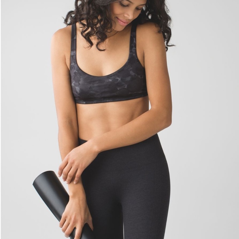Lululemon Free to Be Bra